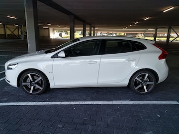 Volvo V40 T2 Polar+ (2019)