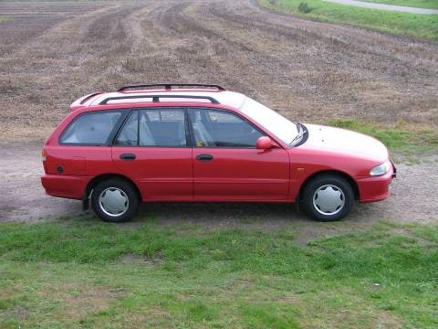 Mitsubishi Lancer Wagon 1.6 GLXi (1993)