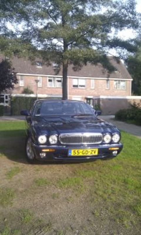 Jaguar Sovereign 4.0 (2000)