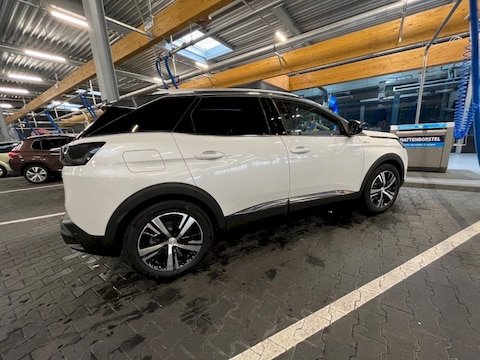 Peugeot 3008 GT HYbrid 225