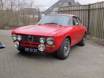 Alfa Romeo Alfa Romeo 2000 GTV Bertone (1972)