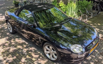 MG F 1.8i (1998)