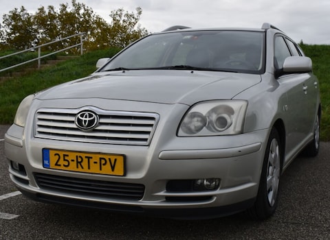 Toyota Avensis Wagon 1.8 16v VVT-i Linea Sol (2005)