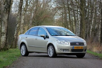 Fiat Linea 1.4 T-Jet Emotion (2008)