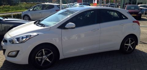 Hyundai i30 1.6 CRDi Business Edition (2012)