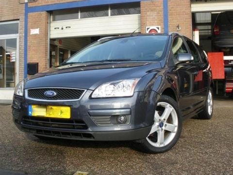 Ford Focus Wagon 1.6 16V Ghia (2007)
