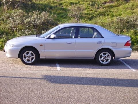 Mazda 626 1.8 Exclusive (2002)