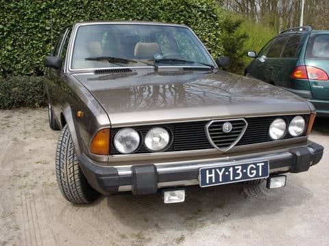 Alfa Romeo 6 (1982)