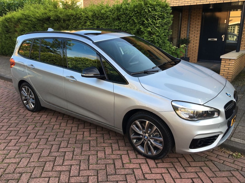 BMW 220i Gran Tourer (2016)