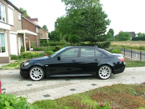 BMW 523i Executive (2006)