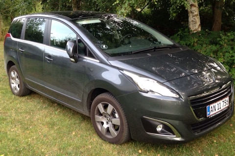 Peugeot 5008 Active 1.6 e-HDi 7P (2014)