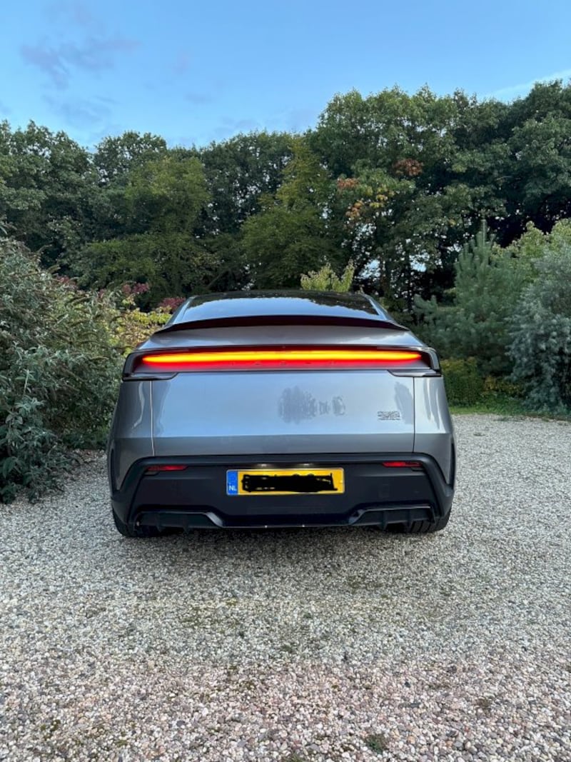 Tesla Model Y Performance AWD (2025)