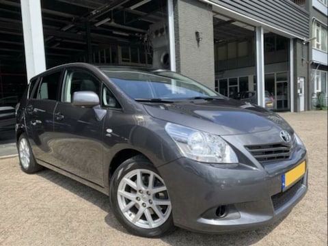 Toyota Verso 2.2 D-4D-F D-CAT Dynamic Business
