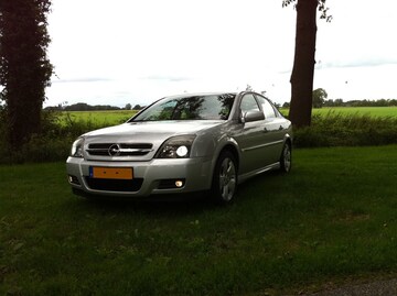 Opel Vectra GTS 1.8-16V Elegance (2003)