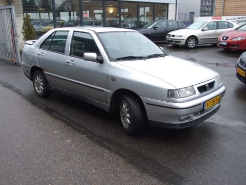Seat Toledo 2.0i Magnus Luxe (1998)