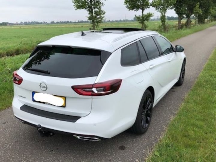 Opel Insignia Sports Tourer 2.0 Turbo 200pk Business Elegance (2021)