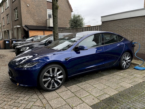 Tesla Model 3 RWD (2023)