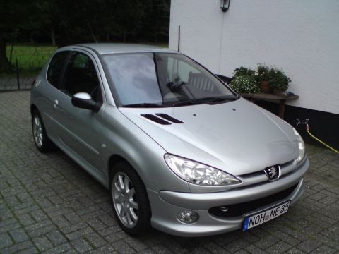 Peugeot 206 XS Quicksilver 1.6-16V HDiF (2005)