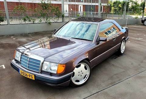Mercedes-Benz 300 CE-24