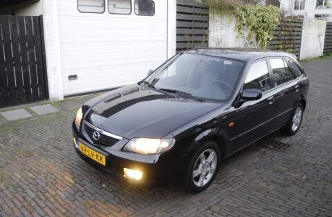 Mazda 323 FastBreak 1.6 Exclusive (2003)