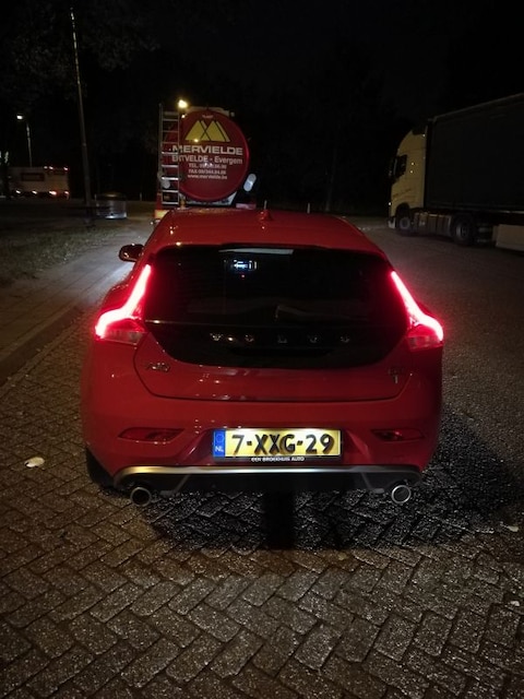 Volvo V40 D4 R-Design