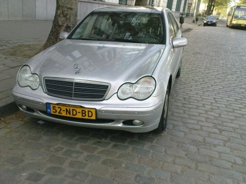 Mercedes-Benz C 200 CDI Classic (2003)