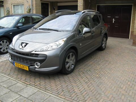 Peugeot 207 SW XS Outdoor 1.6-16V VTi (2008)