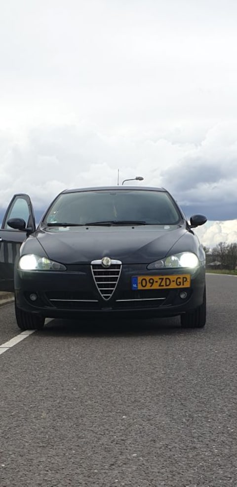 Alfa Romeo 147 1.9 JTDm Distinctive (2008)