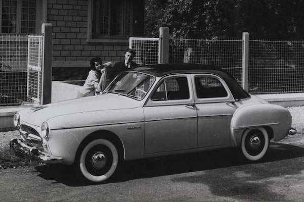 Renault Fregate