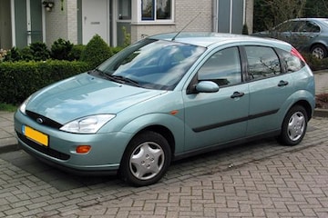 Ford Focus 1.6i 16V Trend (2000)
