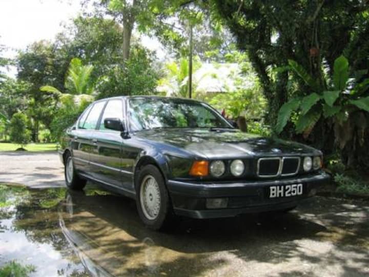 BMW 730i-V8 (1992)