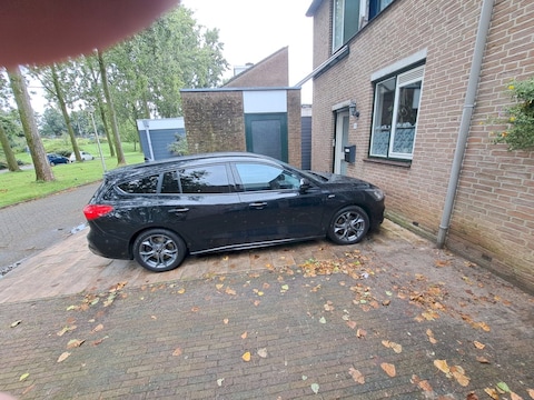 Ford Focus 1.5 EcoBoost 150pk ST Line X Business