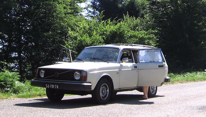 Volvo 245 Dl Automatic (1975)