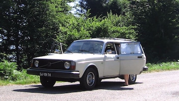 Volvo 245 Dl Automatic (1975)