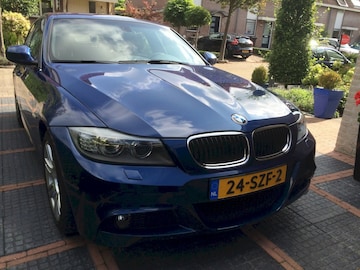 BMW 320i Touring M Sport Edition (2012)