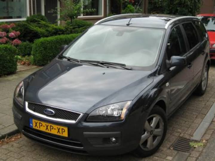 Ford Focus Wagon 1.8 16V Flexifuel Futura (2007)