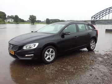 Volvo V60 D2 Kinetic (2013)