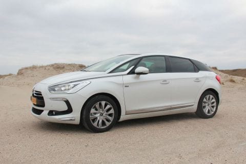 Citroën DS5 Hybrid4 Sport Chic (2013)