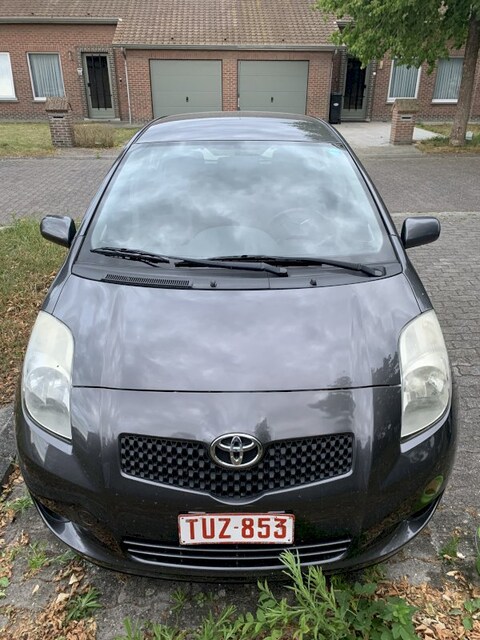 Toyota Yaris 1.3 16v VVT-i Linea Sol