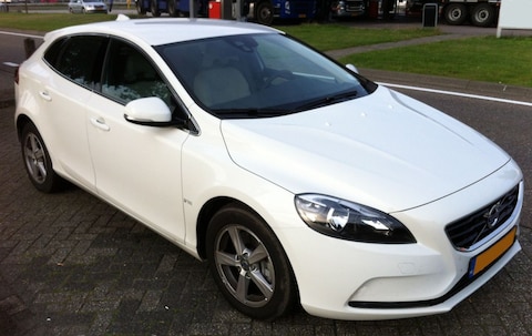 Volvo V40 D4 Business Momentum