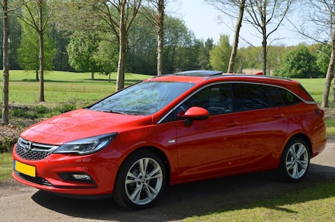 Opel Astra Sports Tourer 1.4 Turbo Innovation