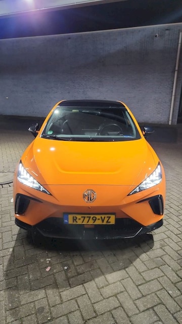 MG 4 Long Range Luxury (2022)