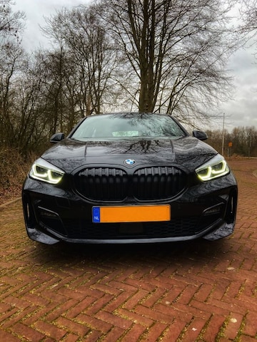 BMW 118i Corporate Executive (2021)