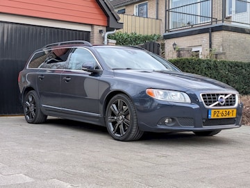 Volvo V70 D4 Momentum (2013)