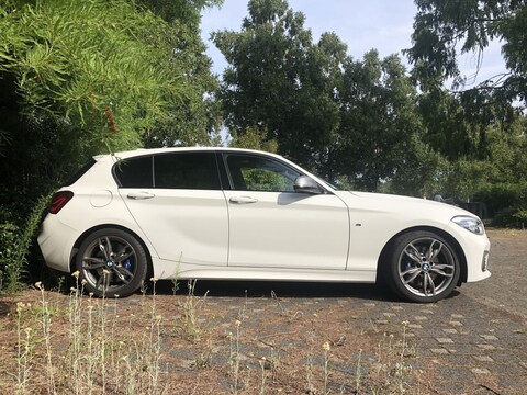 BMW M140i