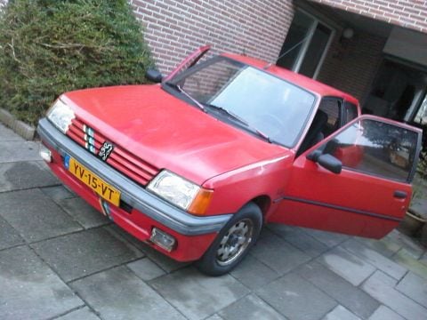 Peugeot 205 XS 1.4i (1990)