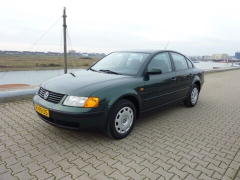 Volkswagen Passat 1.6 Comfortline