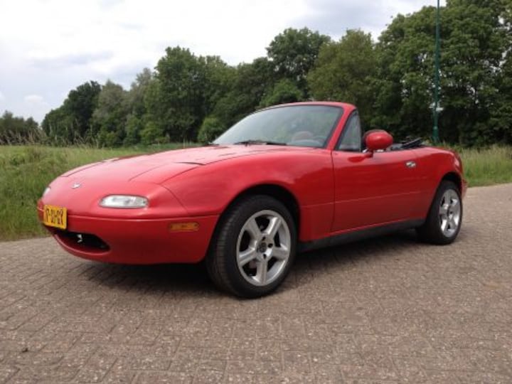 Mazda MX-5 1.8i