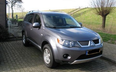 Mitsubishi Outlander 2.4 2WD Intro Edition (2009)