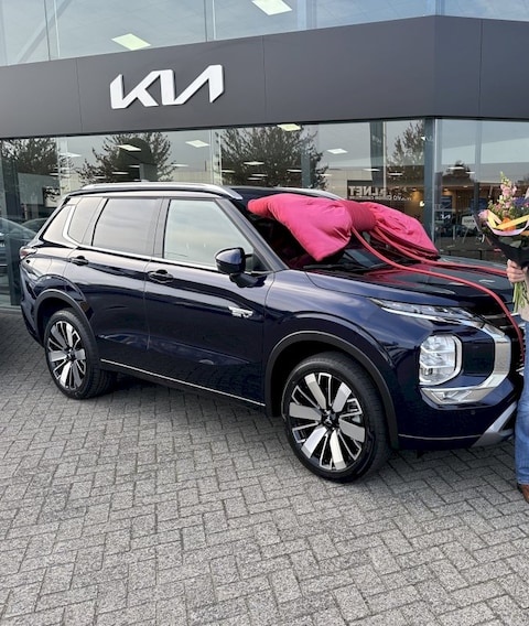 Mitsubishi Outlander PHEV Instyle+